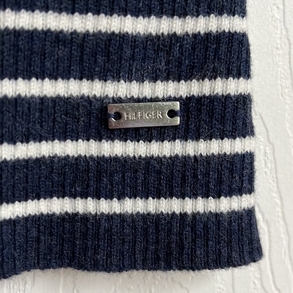 NWT sleeveless top by Tommy Hilfiger, size S - Picture 3 of 6